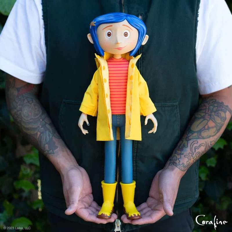 Coraline Super Size Figure 40cm by SUPER 7