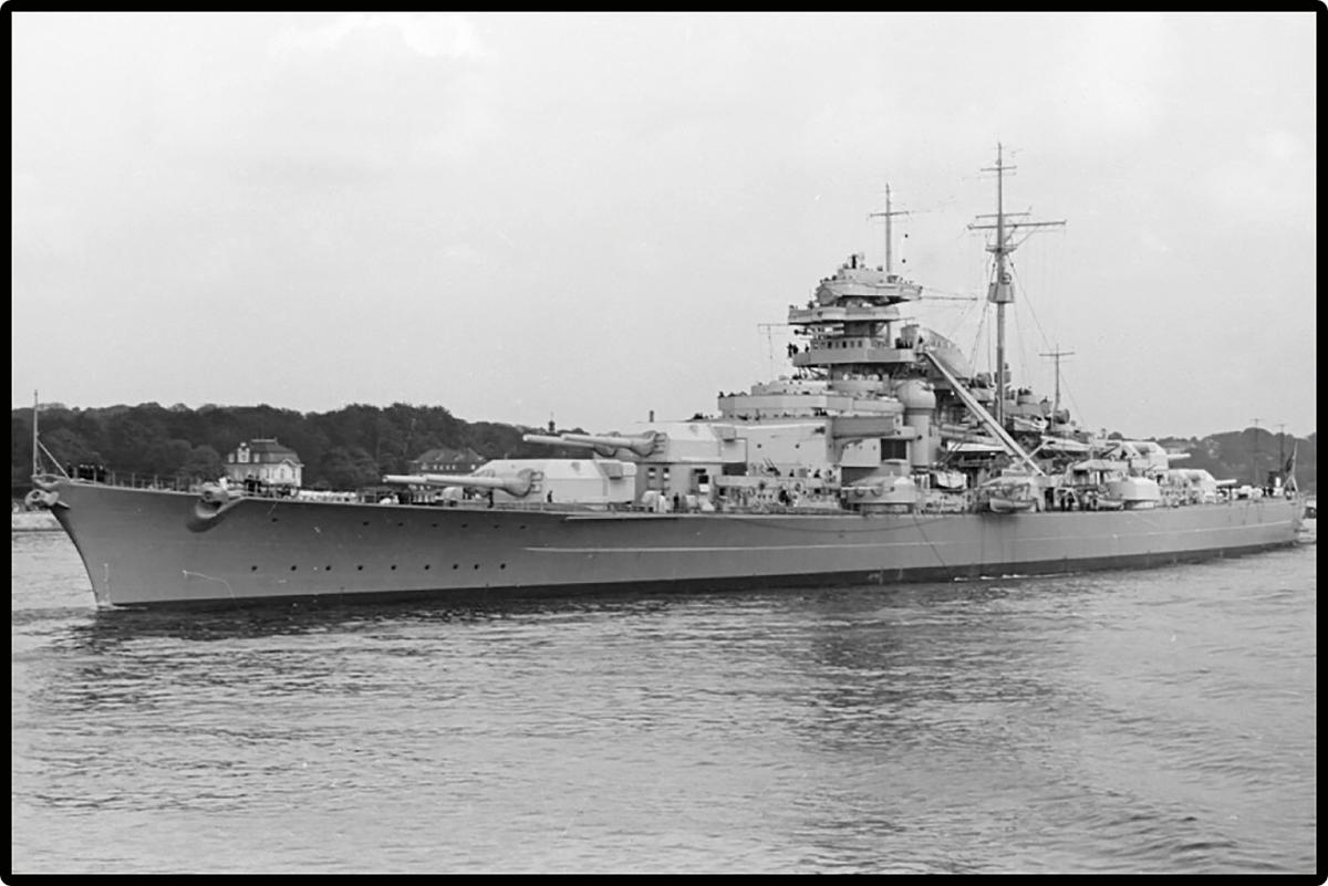 Set de Construccion Battleship BISMARCK 1:300 scale 85cm