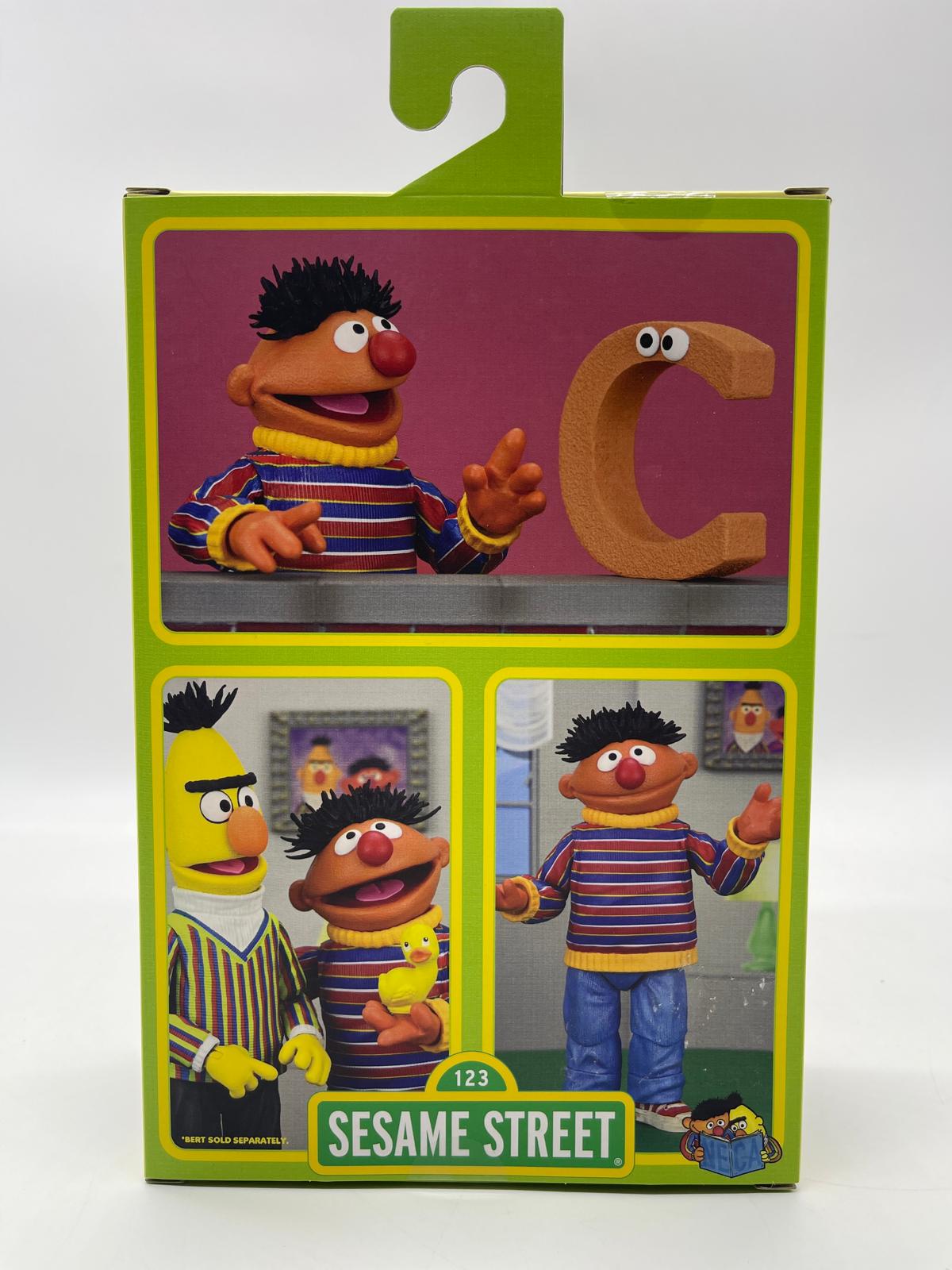 Sesame Street Figura Ultimate Ernie/ Epi 18 cm