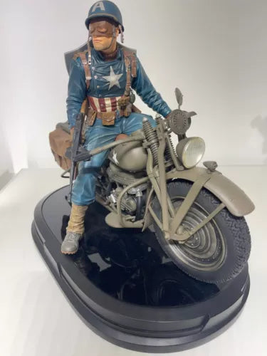 GENTLE GIANT CAPTAIN AMERICA ON MOTORCYCLE STATUE , 28CM