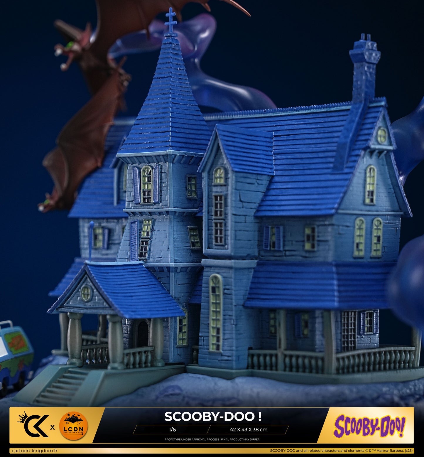 Cartoon Kingdom Scooby-Doo 1/6 scale 38cm