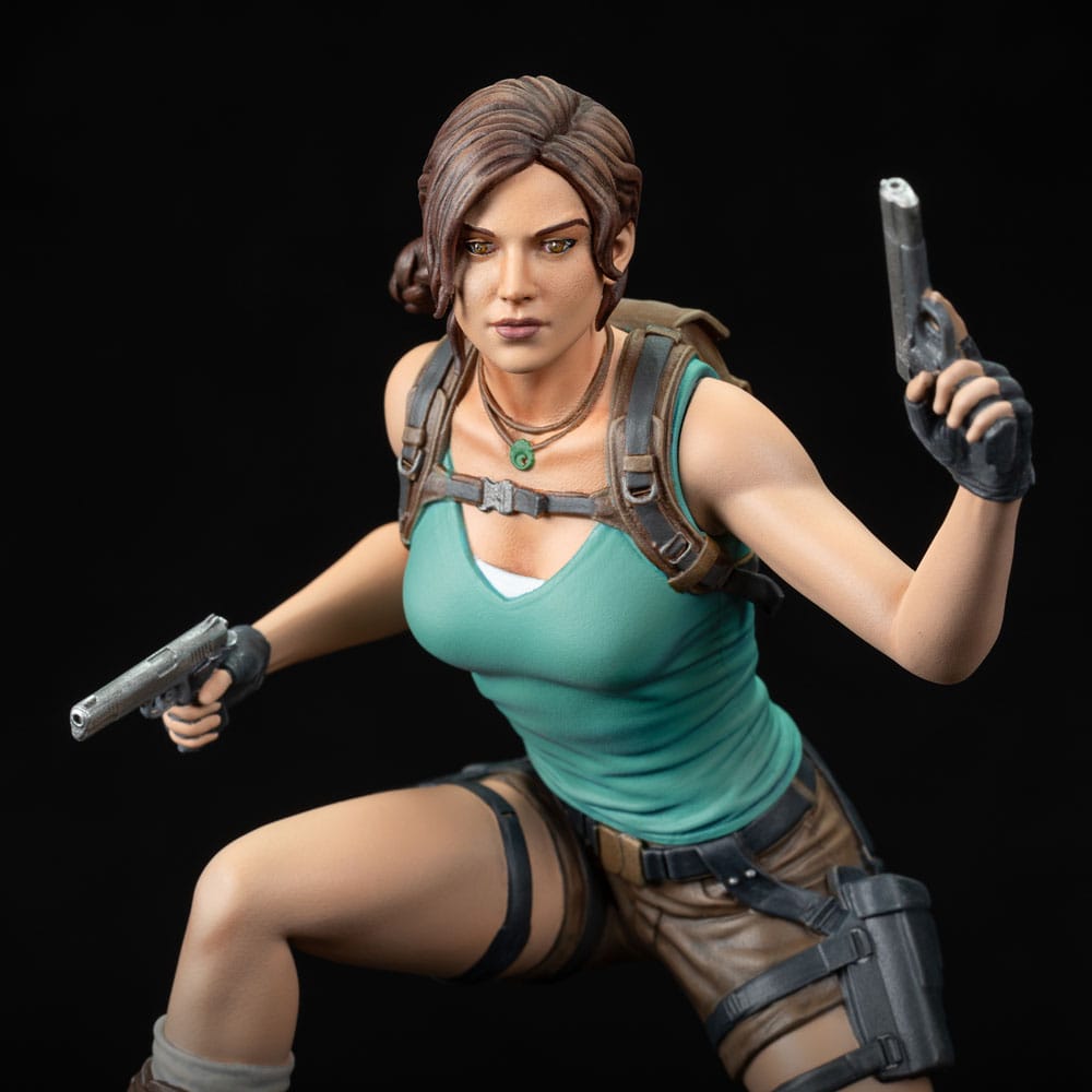 Tomb Raider Estatua PVC Lara Croft 24 cm