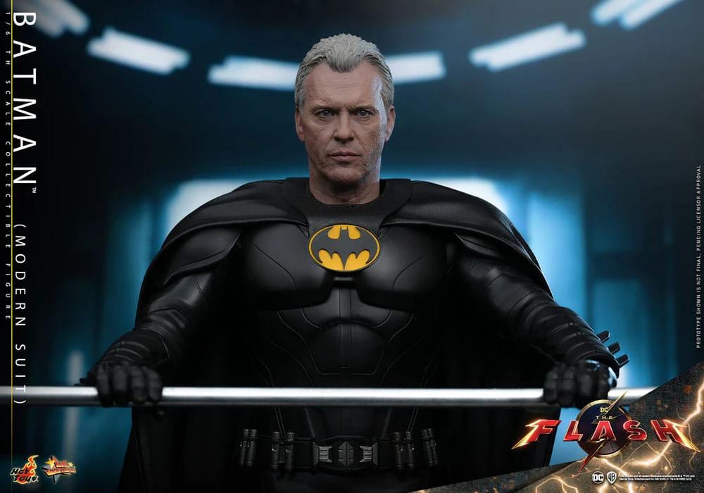 The Flash Figura Movie Masterpiece 1/6 Batman (Modern Suit) 30 cm by HOT TOYS