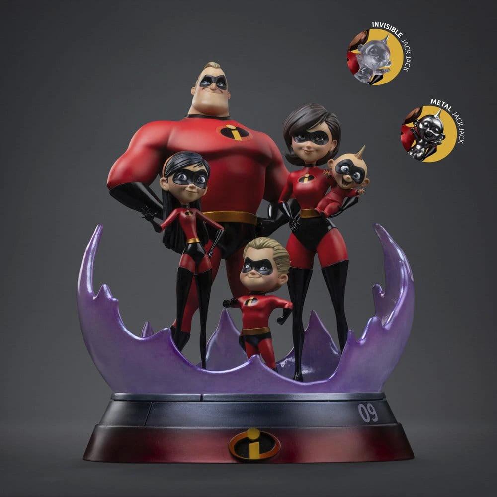 IRON STUDIOS The Incredibles diorama action figures set, 6 characters on a purple base, 25 cm tall.