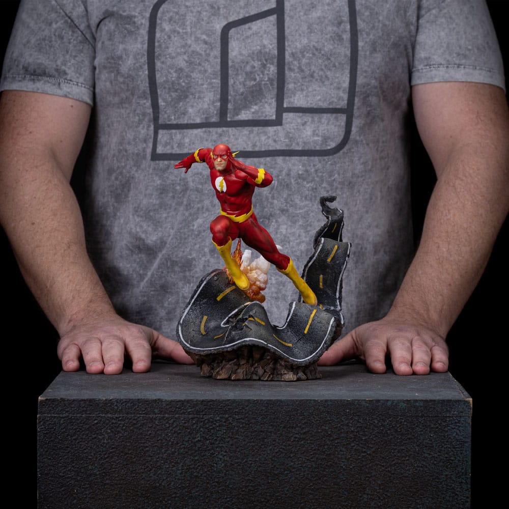 DC Comics Estatua 1/10 Art Scale Flash 25 cm