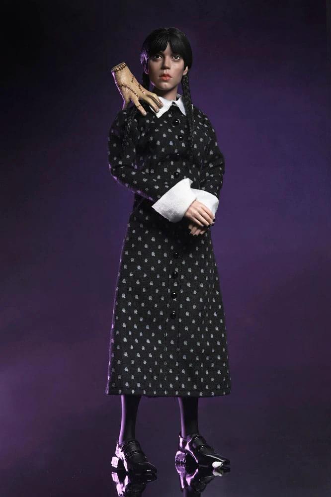 Wednesday Figura Wednesday (Classic Dress) 20 cm by NECA