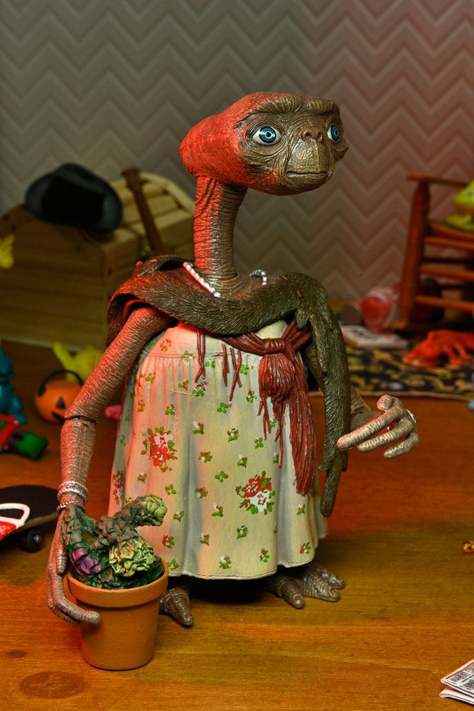 E.T. El Extraterrestre Figura Ultimate Dress-Up E.T. 11 cm
