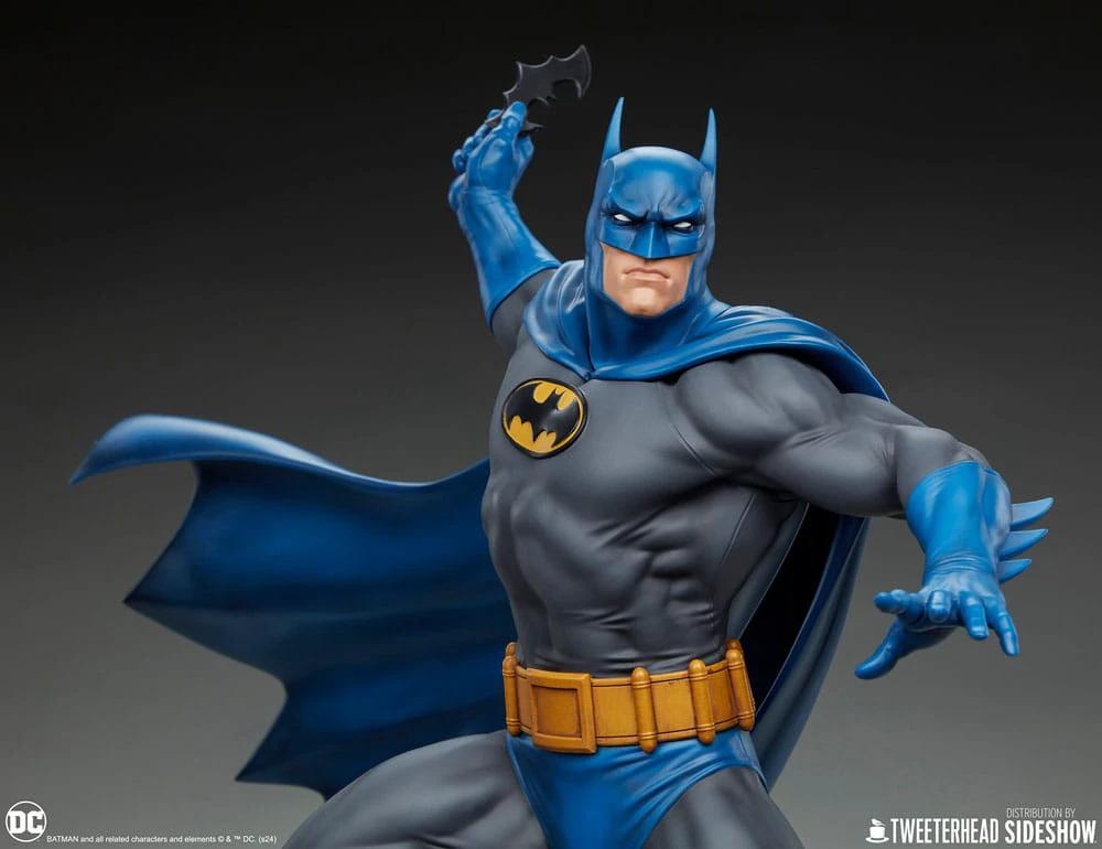 DC Comics Estatua 1/6 Batman (Retro Edition) 50 cm by TWEETERHEAD