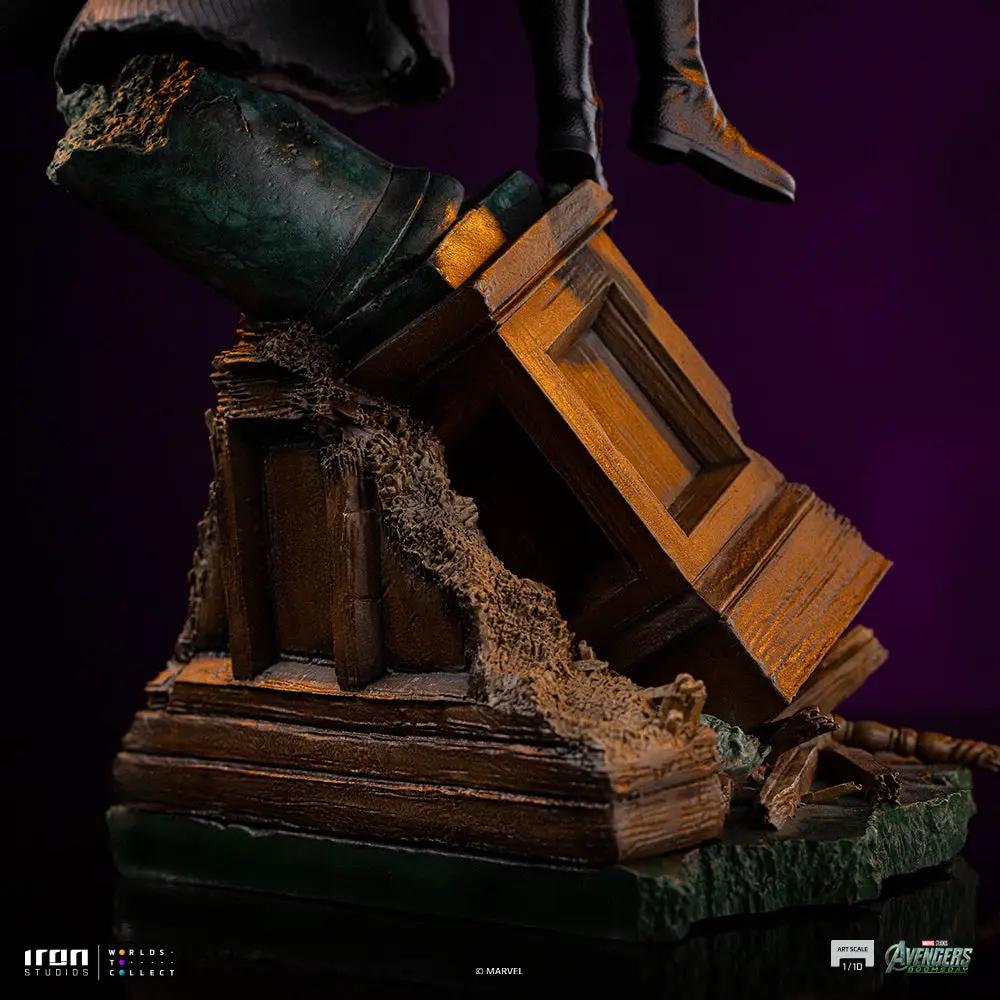 Statue Magneto by Iron Studios, Avengers Doomsday, art scale 1/10, on a ruined rubble pedestal