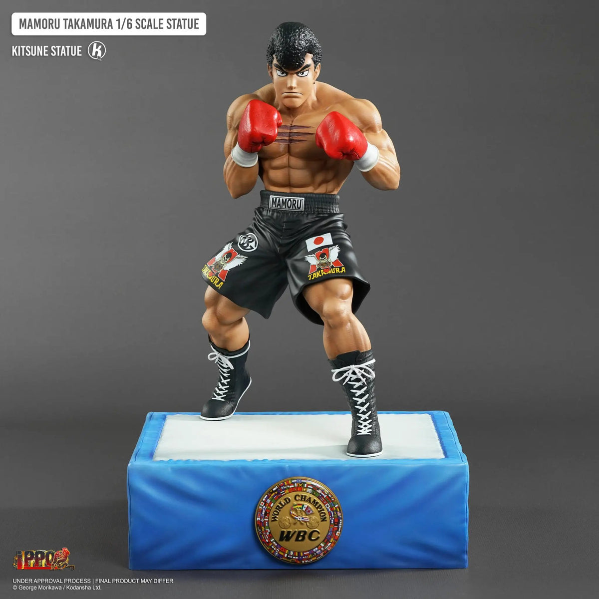 KITSUNE Takamura 1/6 scale boxing statue, 34 cm, red gloves and black shorts on a blue display base