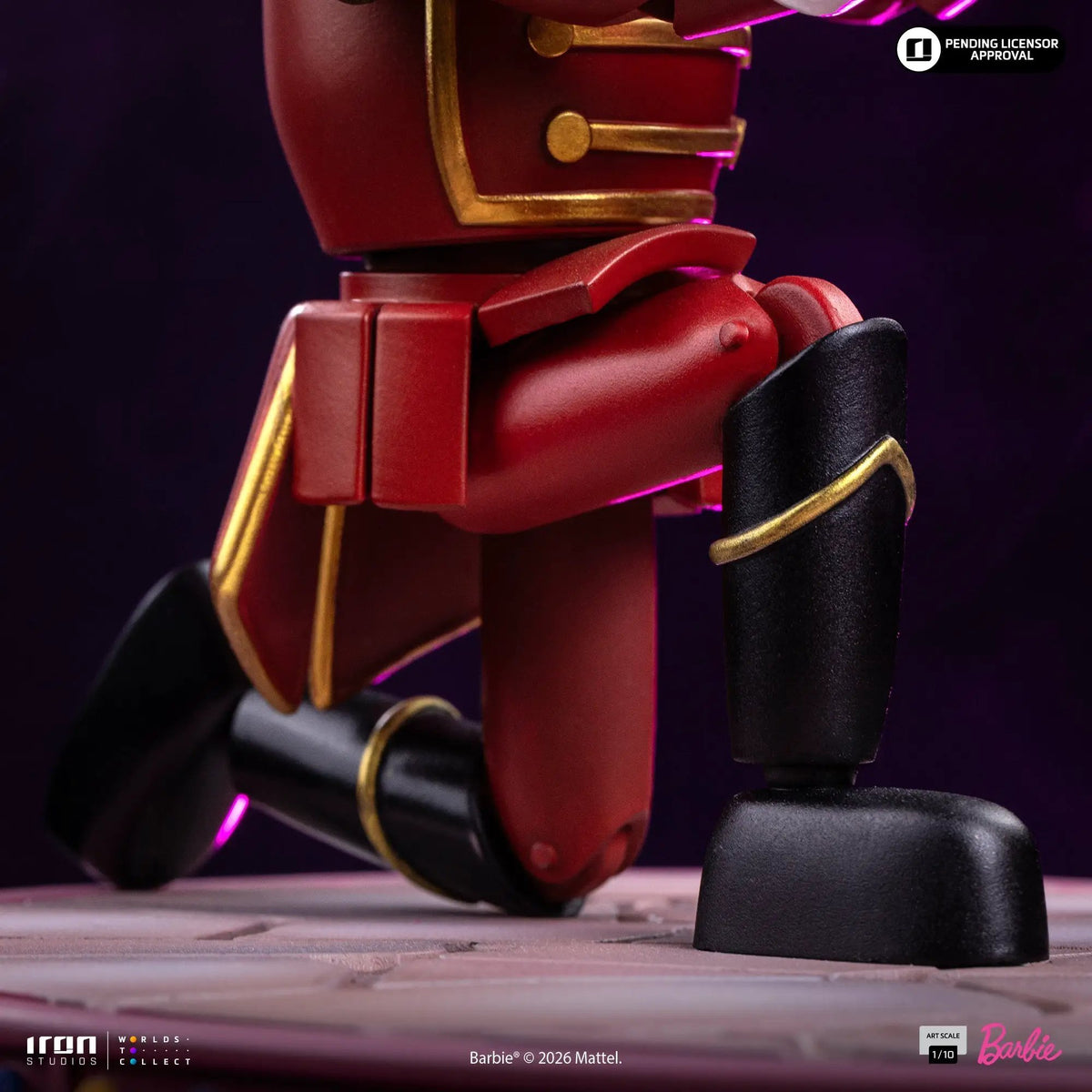 Statue Barbie Nutcracker 25th Anniversary, red and gold armor, 1/10 scale by Iron Studios