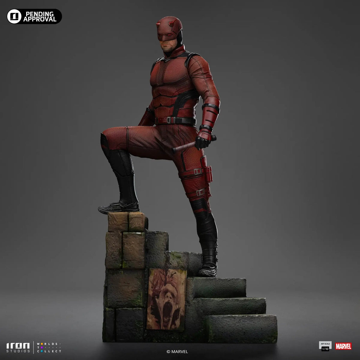 Statue Daredevil by Iron Studios, Born Again 1/10 scale; red-suited figure on a brick pedestal.