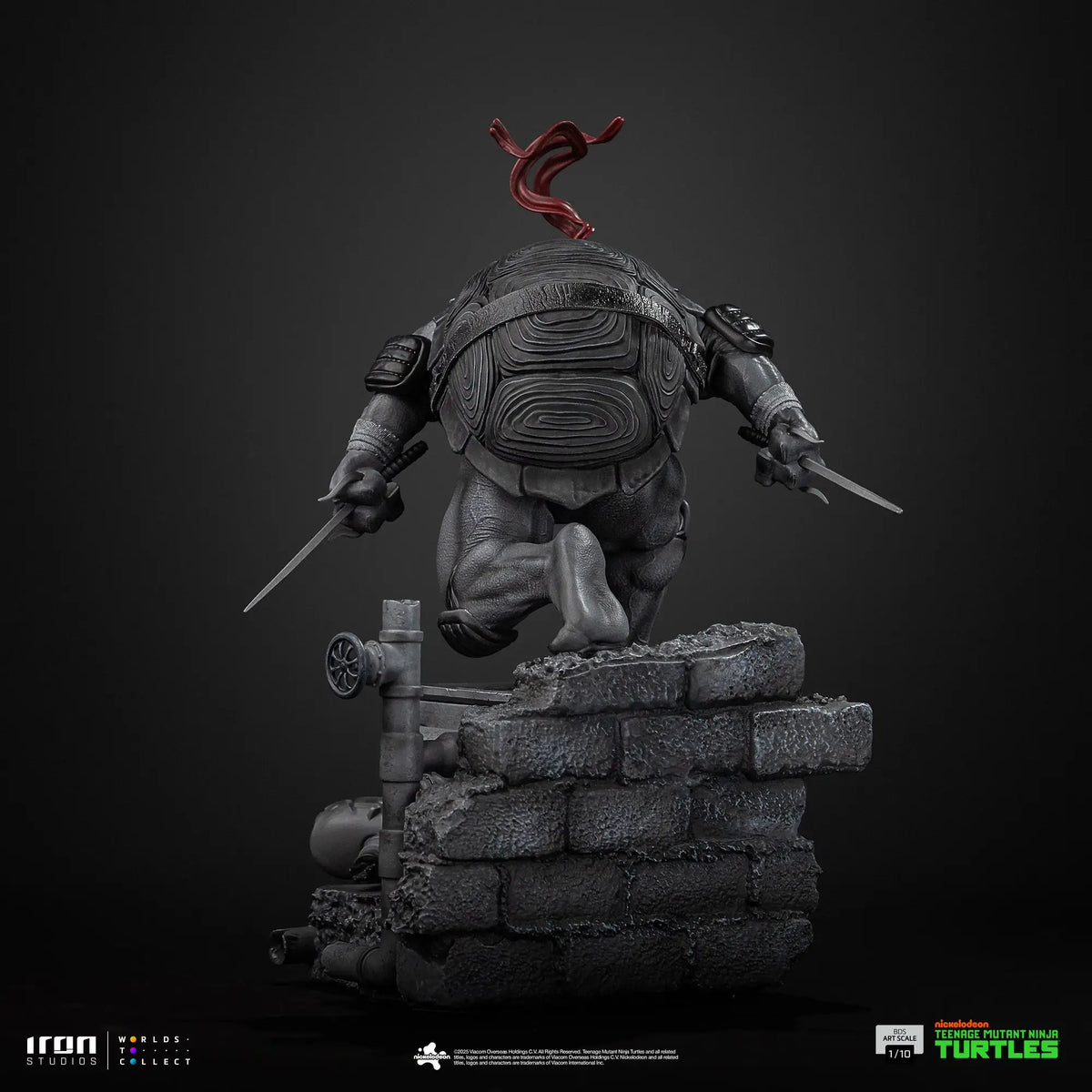 Raphael Black and White Variant statue from TMNT by Iron Studios, BDS Art Scale 1/10.