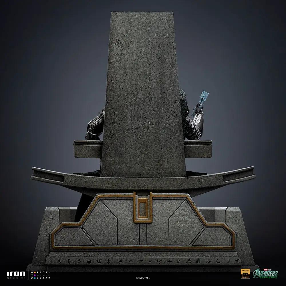 Statue Doctor Doom on Throne, dark-gray stone base, Iron Studios 1/10 scale