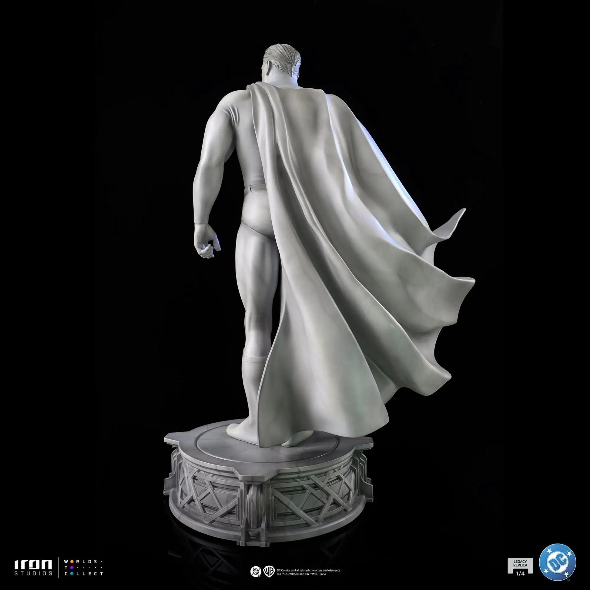 Statue Superman (Marble Version) - DC Trinity - Legacy Replica 1/4 - Iron Studios