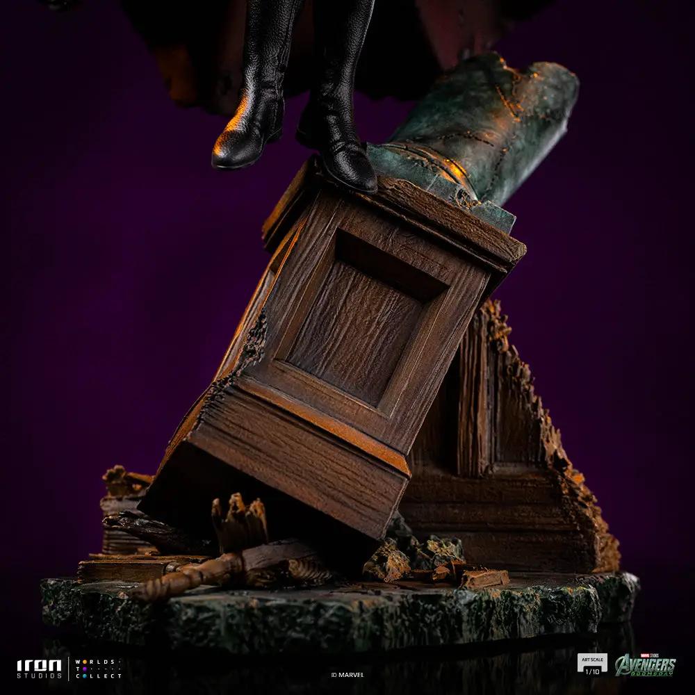 Statue Magneto from Avengers Doomsday, Iron Studios, 1/10 scale, standing on a ruined wooden pedestal.