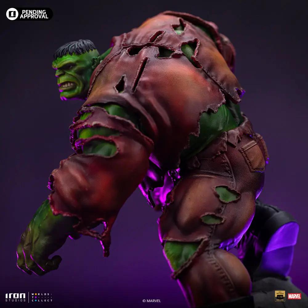Statue Hulk Deluxe by Iron Studios, green Hulk in torn brown jacket (1/10 scale)