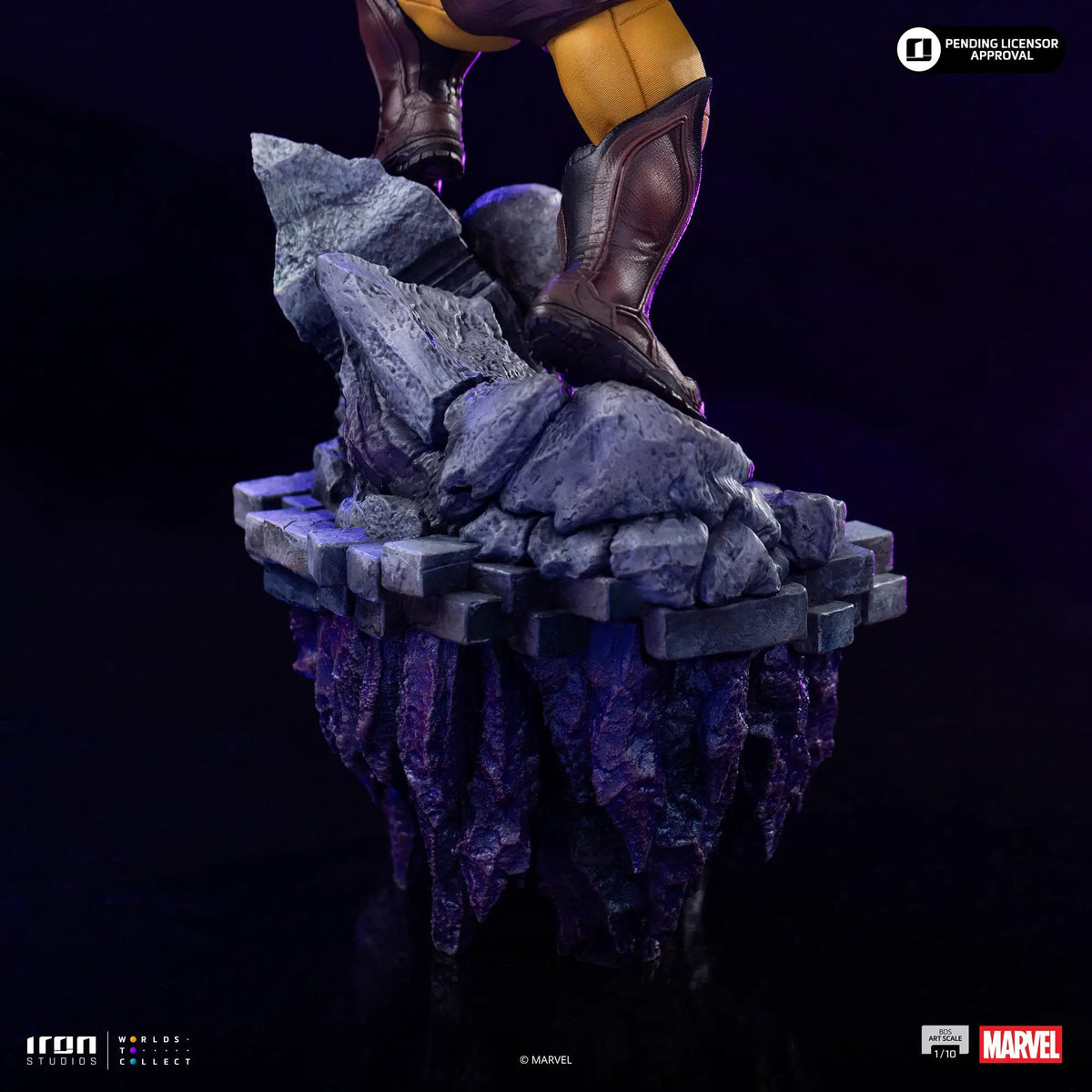 Statue Wolverine on rocky pedestal, Iron Studios, Marvel, BDS Art Scale 1/10 diorama