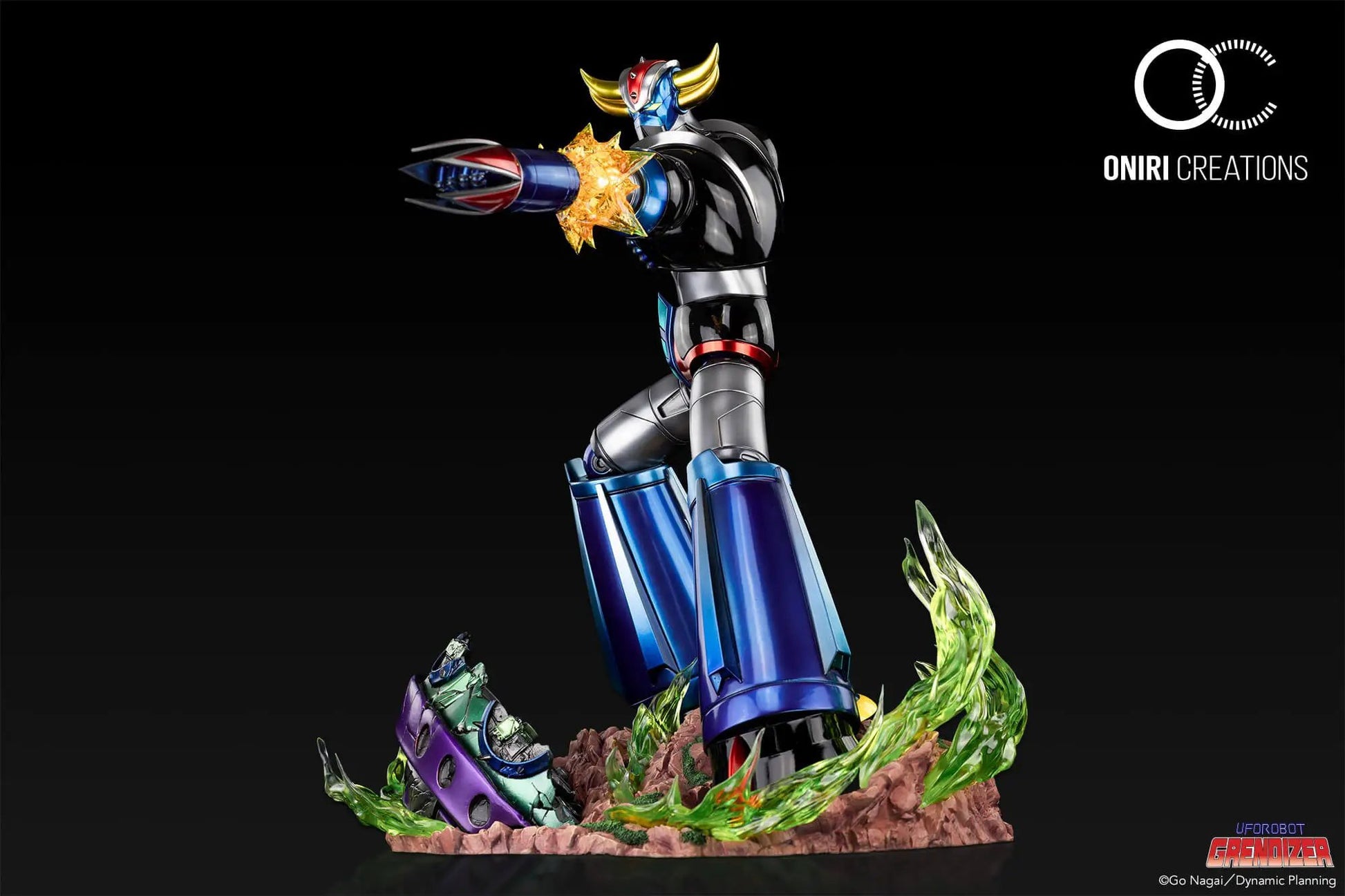 UFO Robot Grendizer premium statue by ONIRI CREATIONS, blue and silver metallic action figure