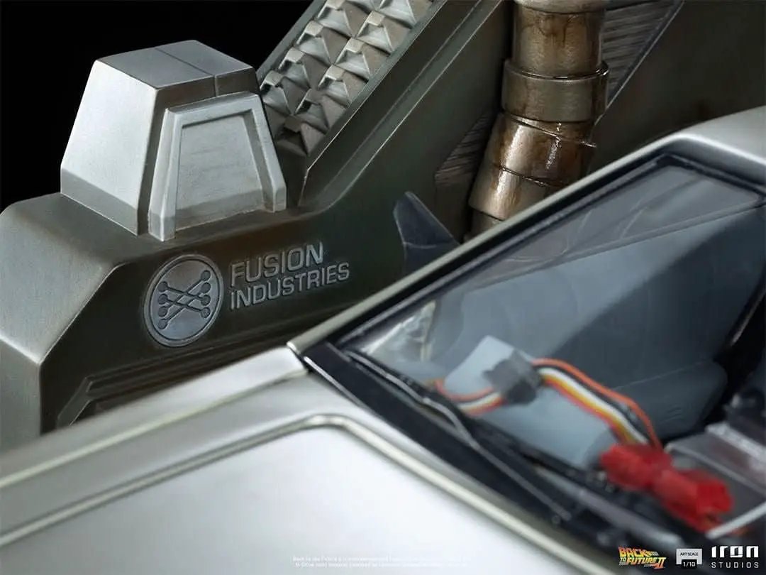 Statue Delorean - Back to the Future II - Art Scale 1/10 - Iron Studios