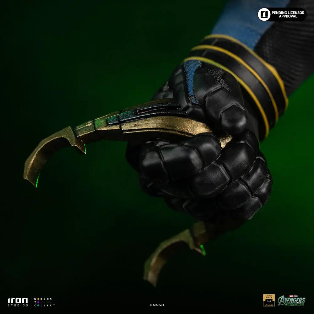 Statue Cyclops Deluxe ver. 1/4 scale by Iron Studios, Avengers: Doomsday Legacy Replica, holding a gold curved blade