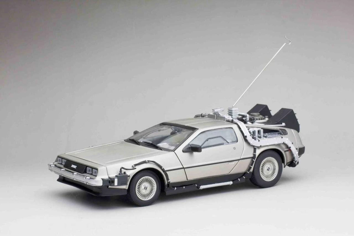 SUN STAR Regreso al Futuro Vehículo Diecast 1/18 1983 DeLorean