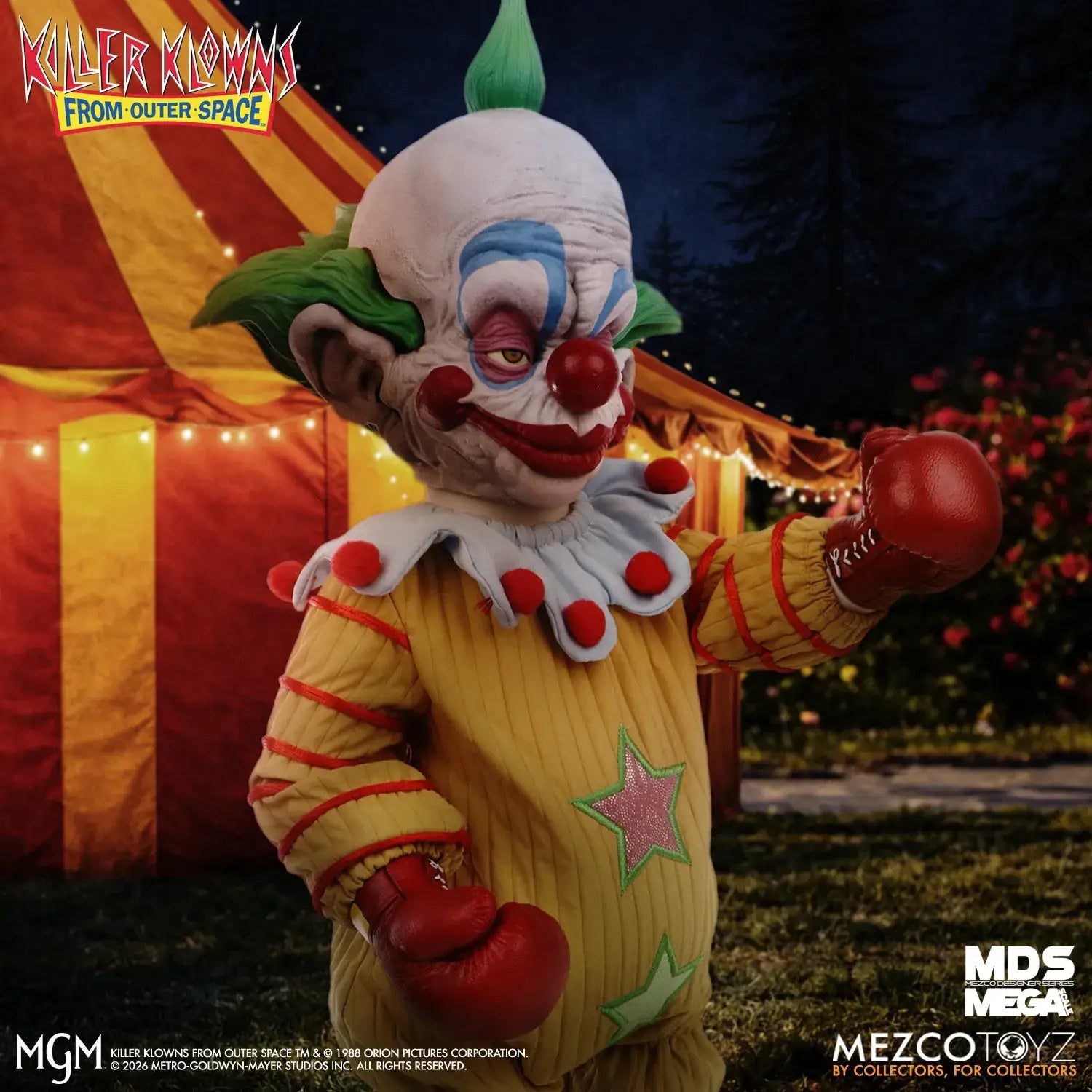 Killer Klowns From Outer Space Shorty MDs Mega Scale figure in yellow jumpsuit with red gloves by Mezco Toys