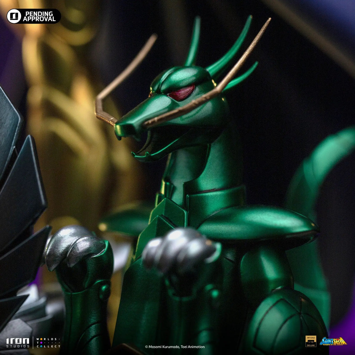 Statue Aries Mu from Saint Seiya, Deluxe Art Scale 1/10 by Iron Studios, green metallic armor.