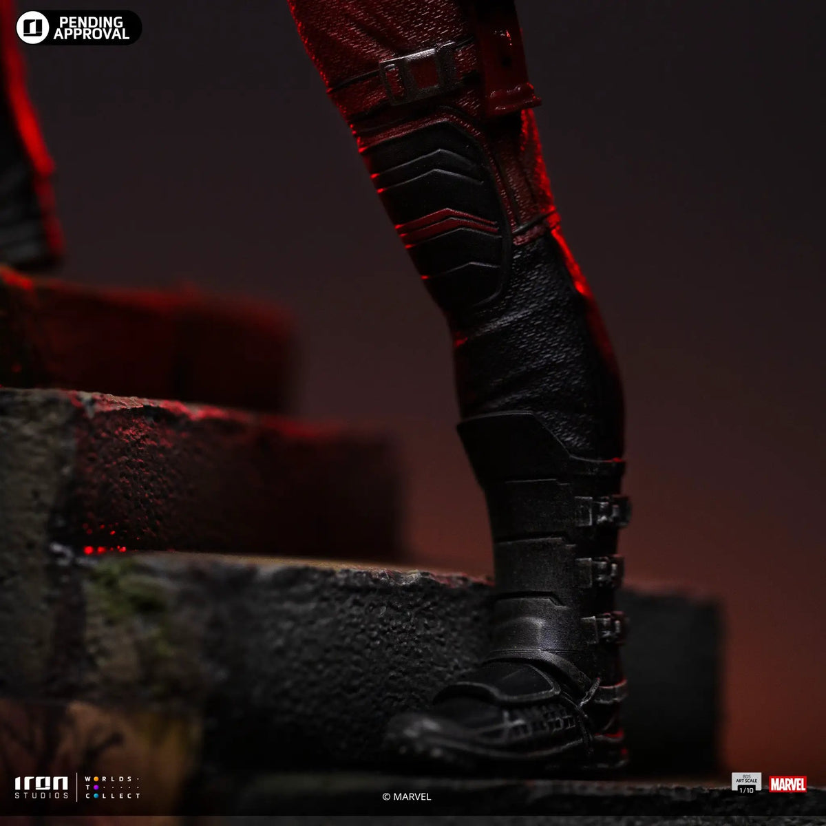 Statue Daredevil: Born Again by Iron Studios, 1/10 Art Scale, red-lit rocky base, Marvel.