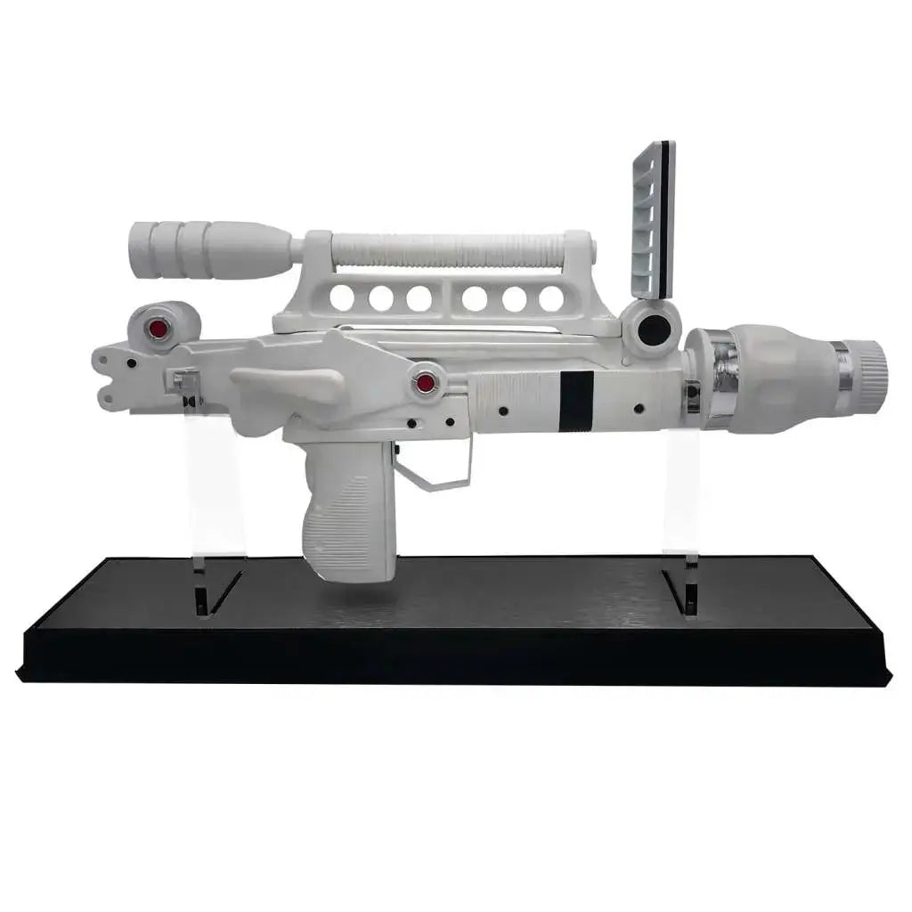 Prop replica 007 Moonraker Ltd Ed by Factory Entertainment, white sci-fi blaster on clear display supports