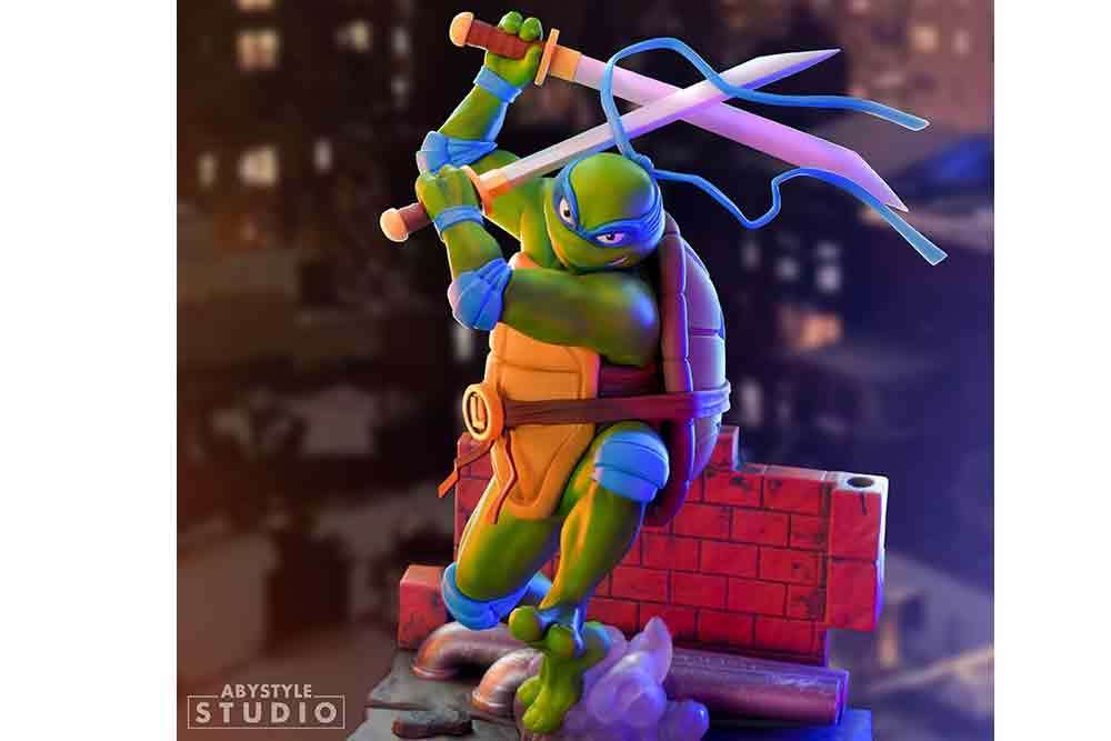 Teenage mutant ninja turtles: Leonardo- super figure collection 1:10 pvc 21cm