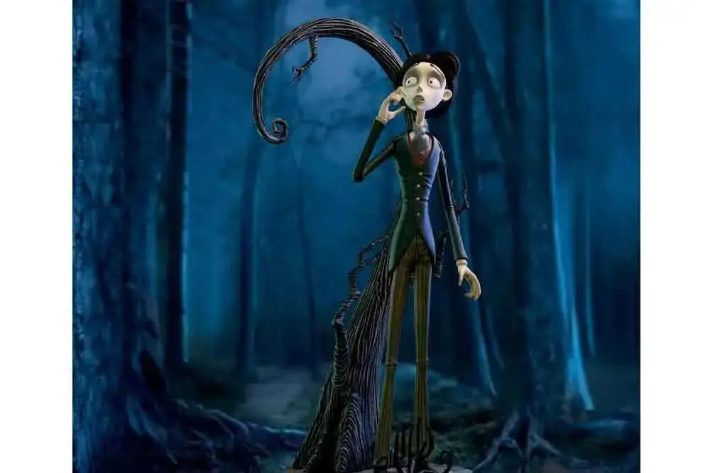 Victor Corpse Bride 1:10 PVC statue by ABYSTYLE STUDIO, slender figure in a dark suit with pale face