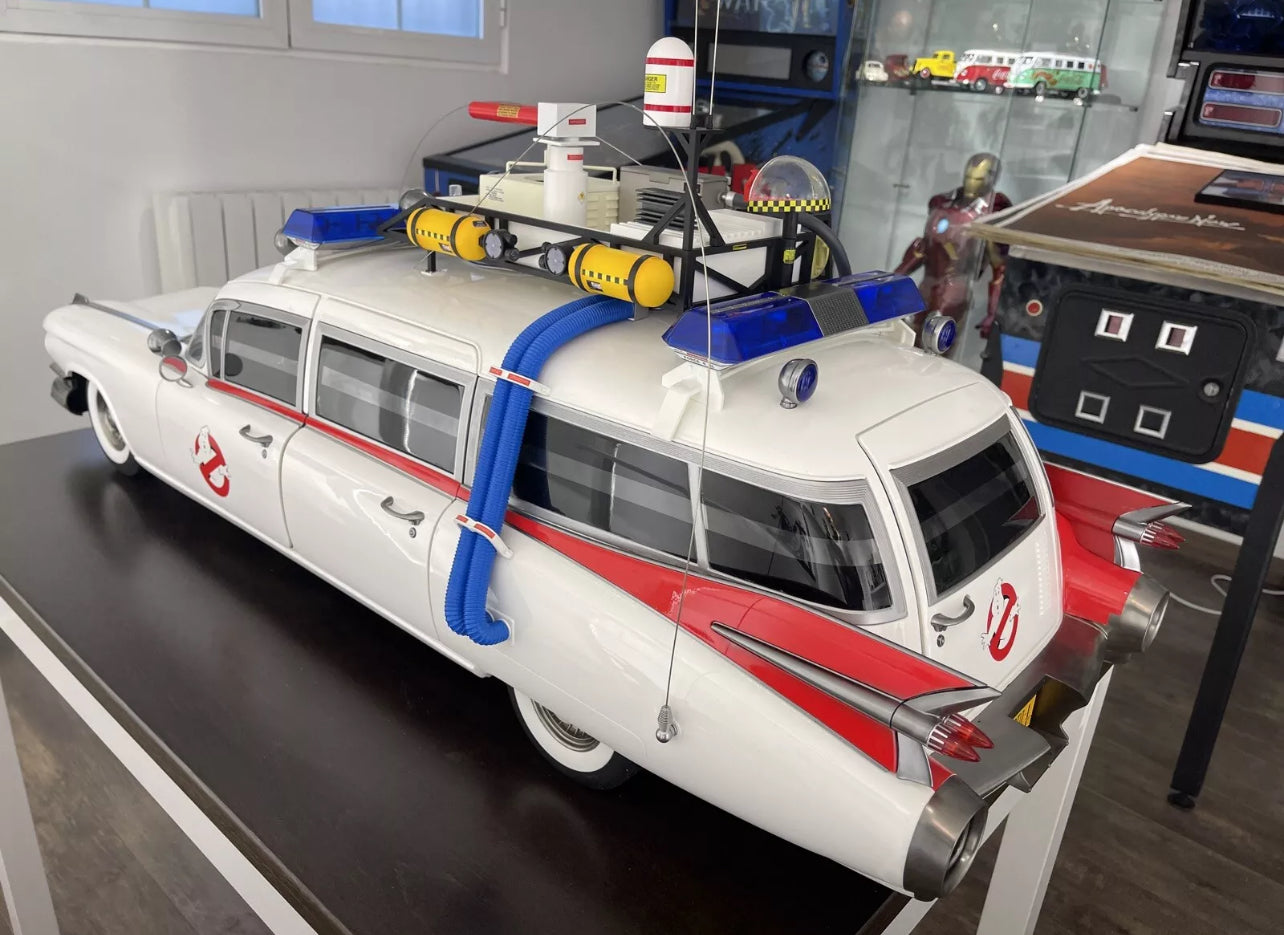 Blitzway, Ghostbusters 1984 ECTO-1 - "Like New". Measures 115 cm