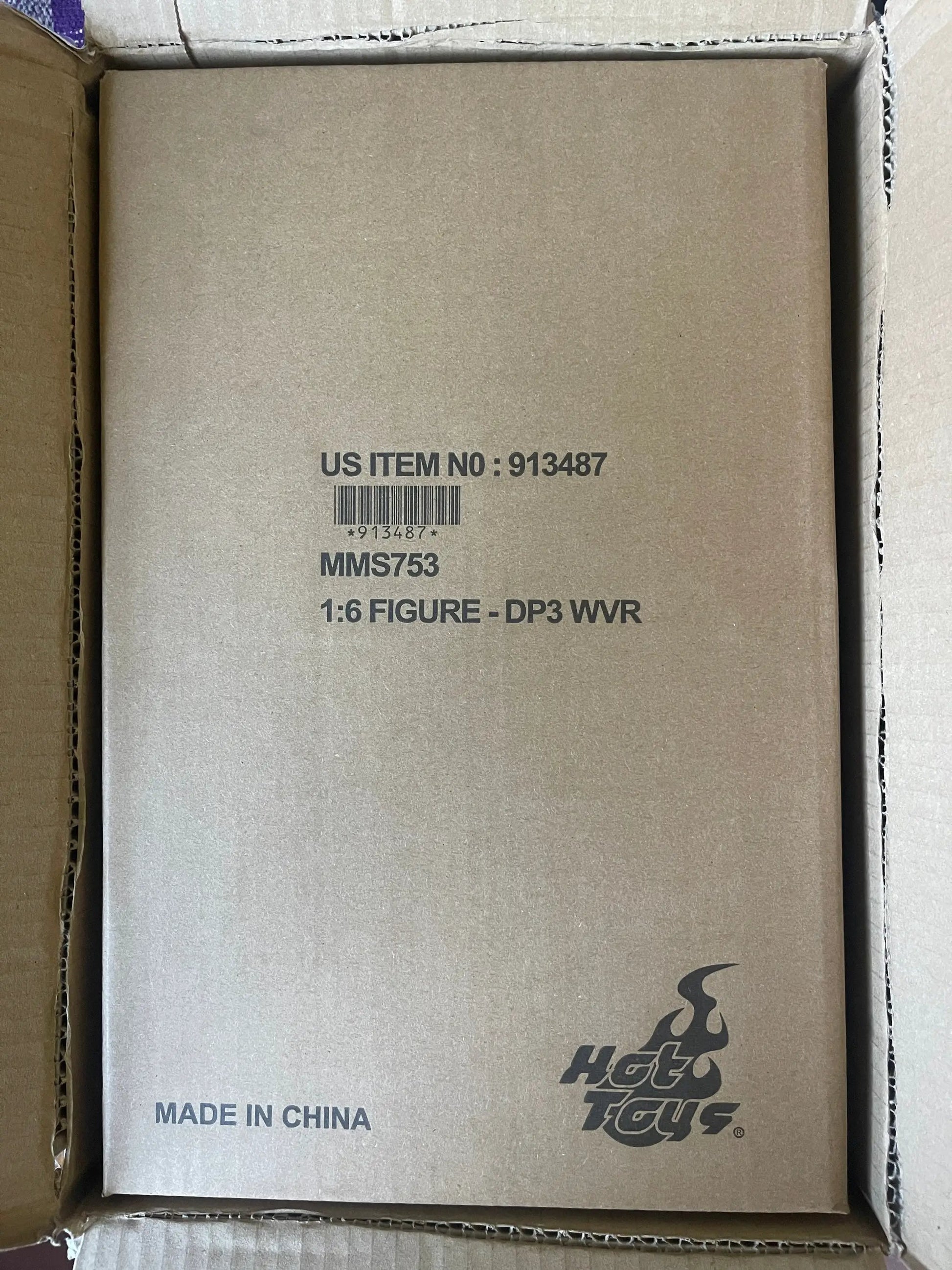 Hot Toys Deadpool & Wolverine Movie Masterpiece 1:6 figure MMS753 box packaging, 31 cm tall