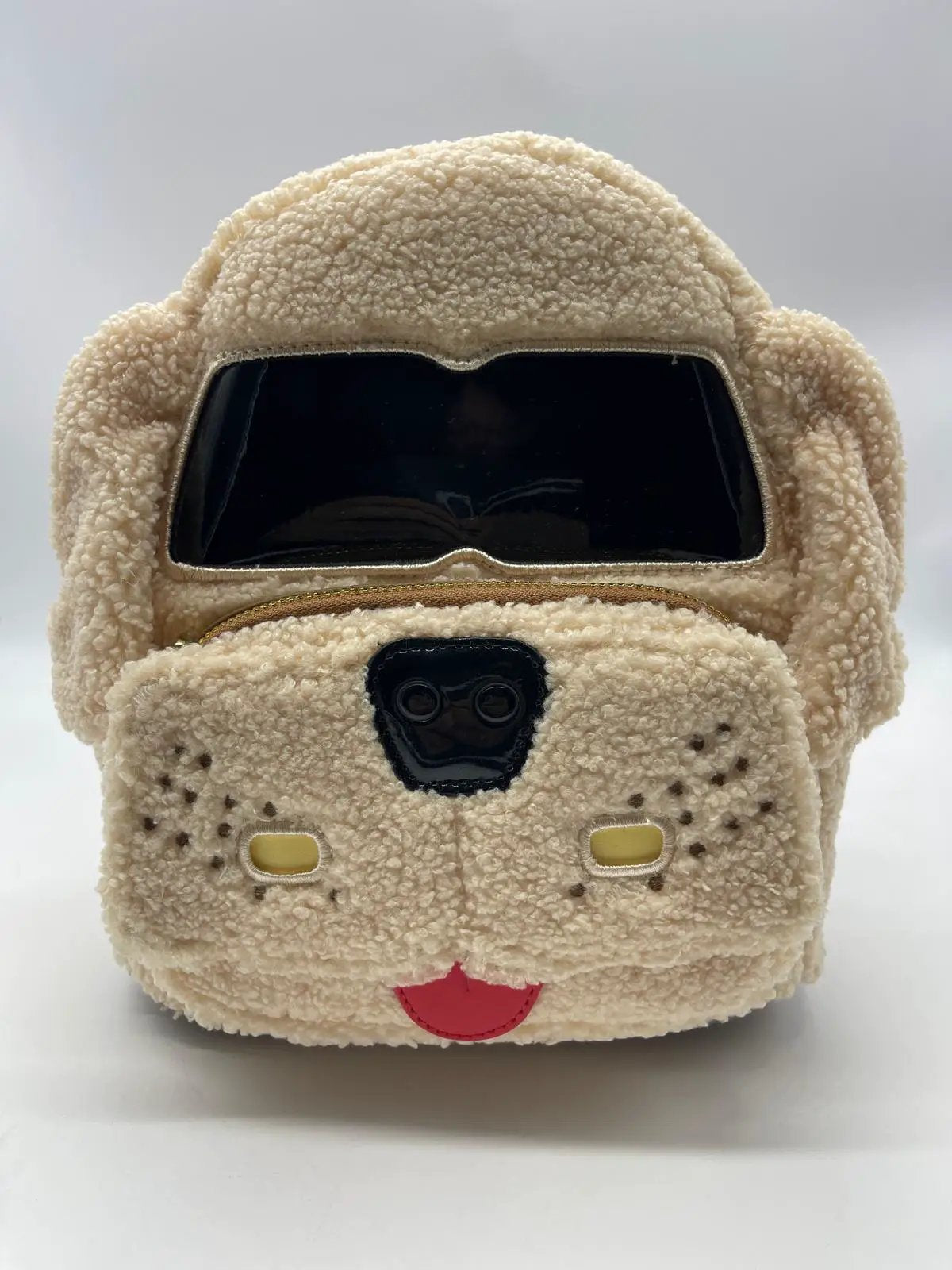 Mochila Loungefly Mini Mutts Cutts de peluche beige con cara de perro, nariz negra y lengua roja