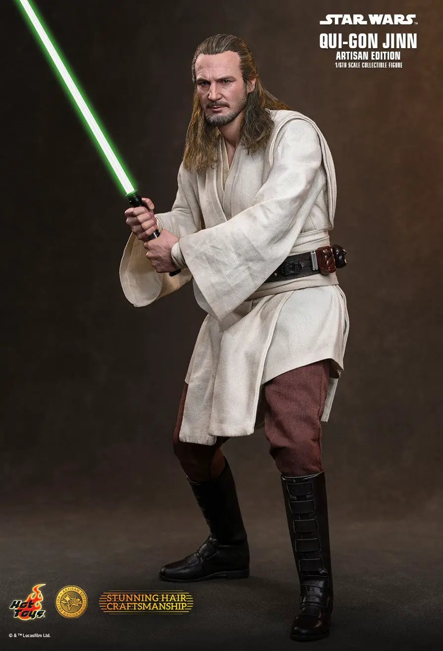 Hot Toys Star Wars Qui-Gon Jinn Artisan Edition 1/6 scale action figure, white robe with brown pants, green lightsaber.