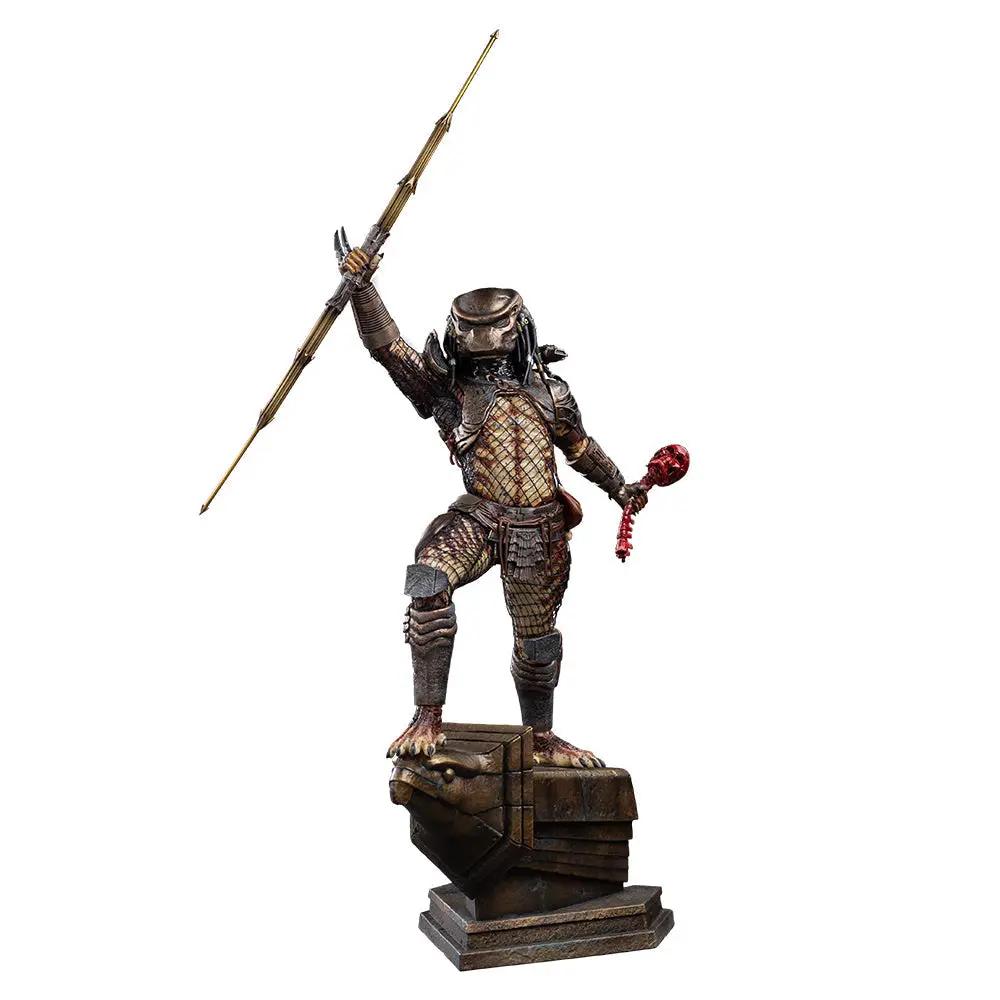 Statue Predator City Hunter by Iron Studios, bronze-toned figure on stone pedestal