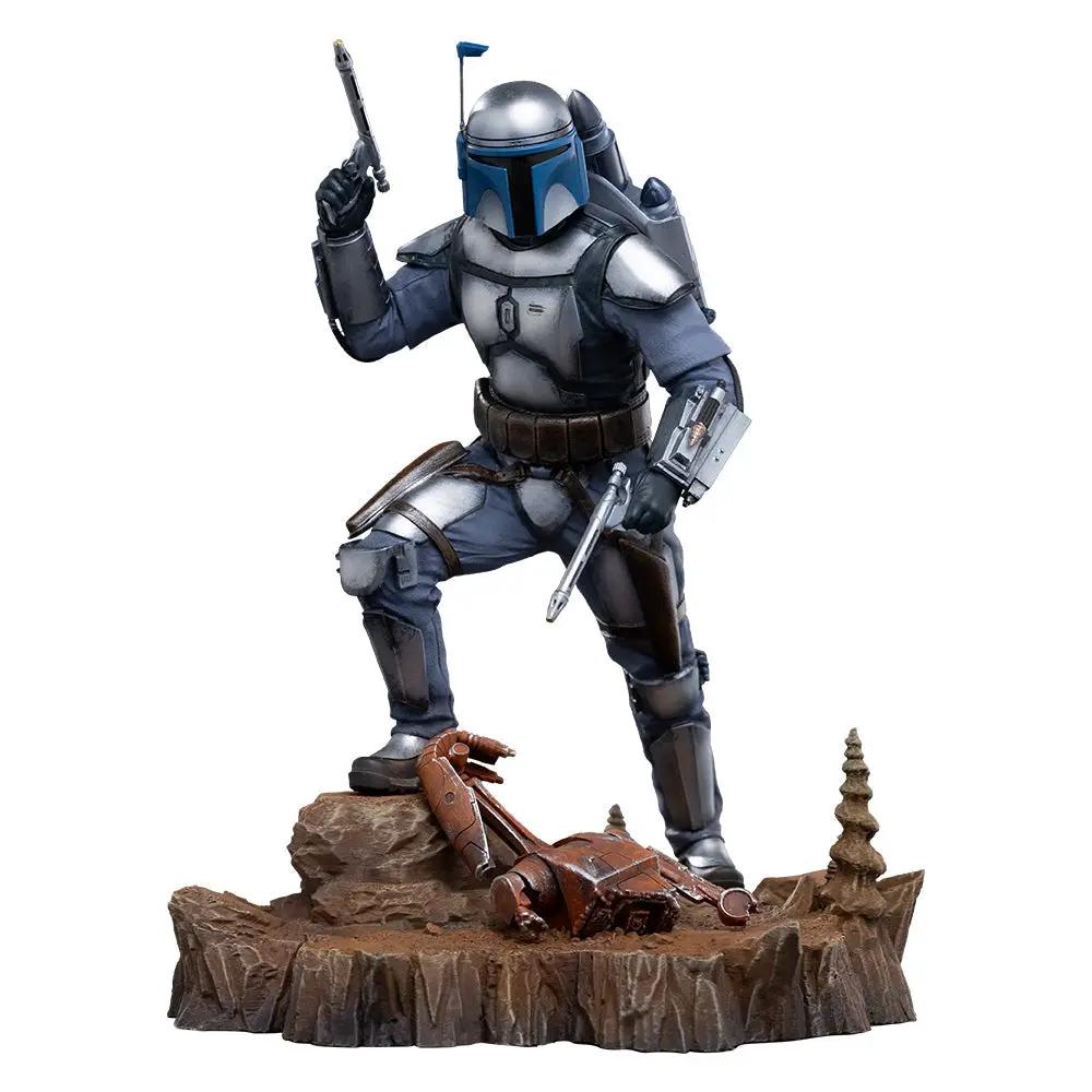Statue Jango Fett by IRON STUDIOS, Star Wars Art Scale 1/10, blue armor with pistol raised on base beside a fallen droid