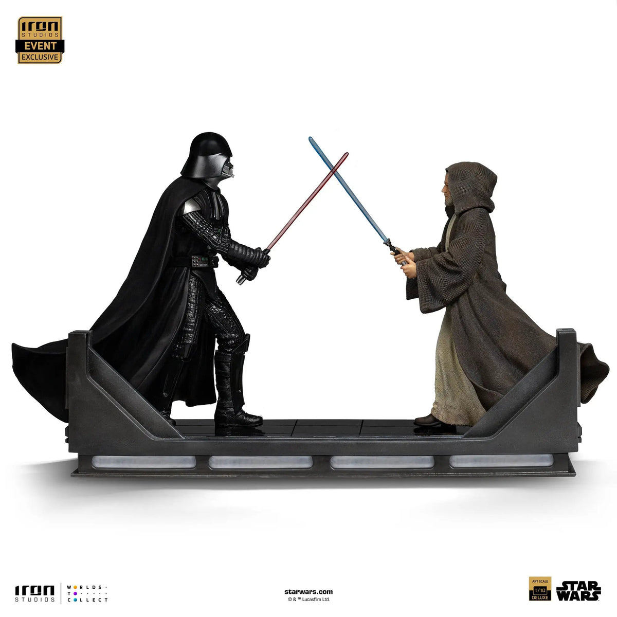 Statue: Iron Studios Darth Vader vs Obi-Wan Kenobi 1/10 Art Scale duel with red and blue lightsabers.