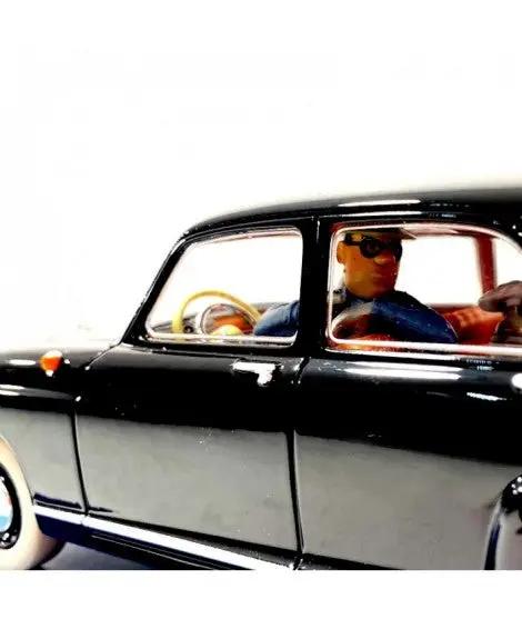 MOULINSART 1/24 Tintin car La Voiture des Agents Bordures L’Affaire Tournesol, black die-cast with interior figures