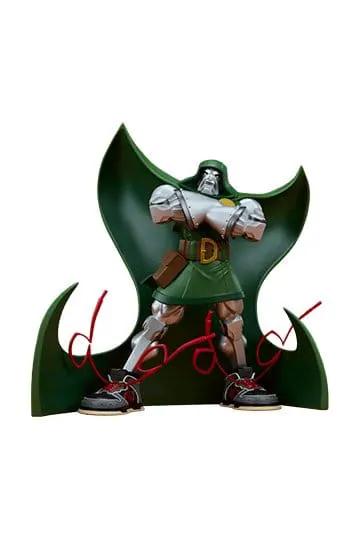 Dr. Doom statue by Sideshow Collectibles, Marvel collectible, 25 cm tall, green cape, silver armor.