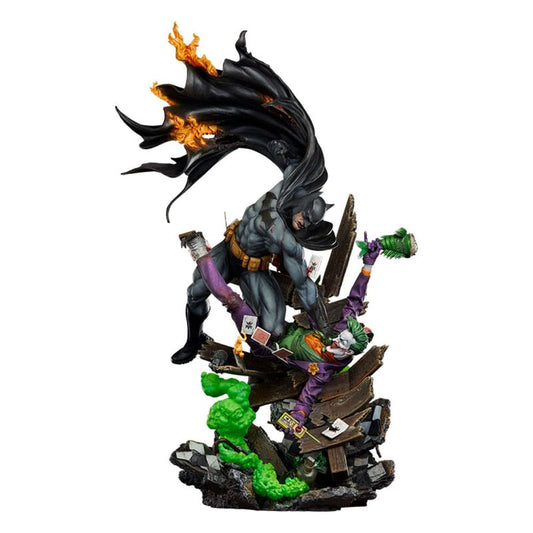 DC Comics Premium Format Statue Batman vs The Joker: Eternal Enemies 81 cm 