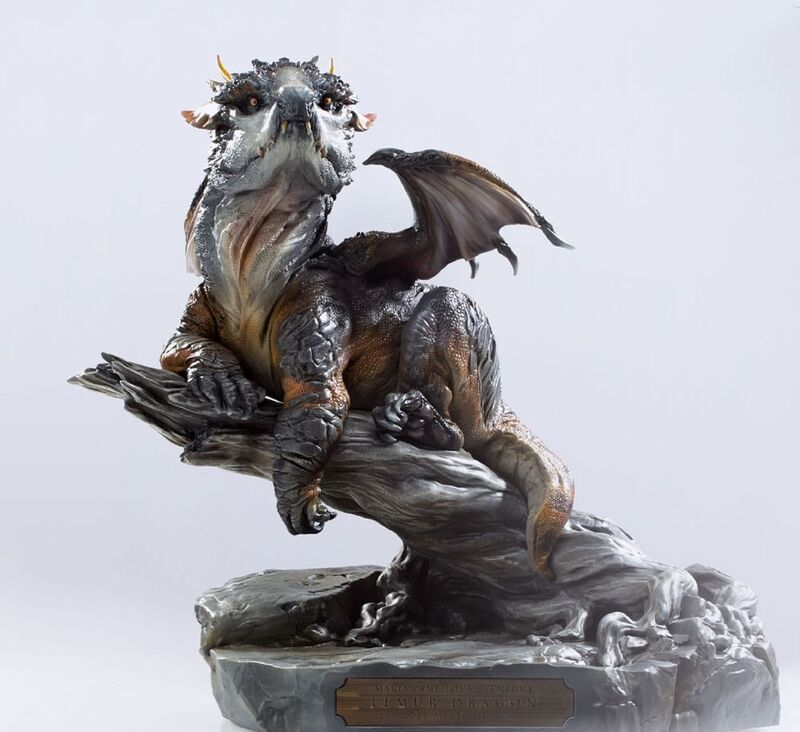 The Secret Realm Estatua Lemur Dragon 38 cm