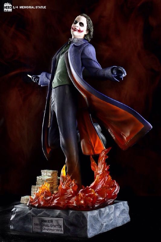 CLUB HERO 1.4 Clown Joker Memorial Statue