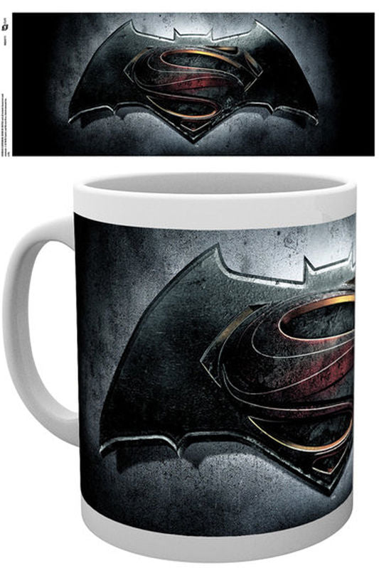 BATMAN VS SUPERMAN LOGO MUG