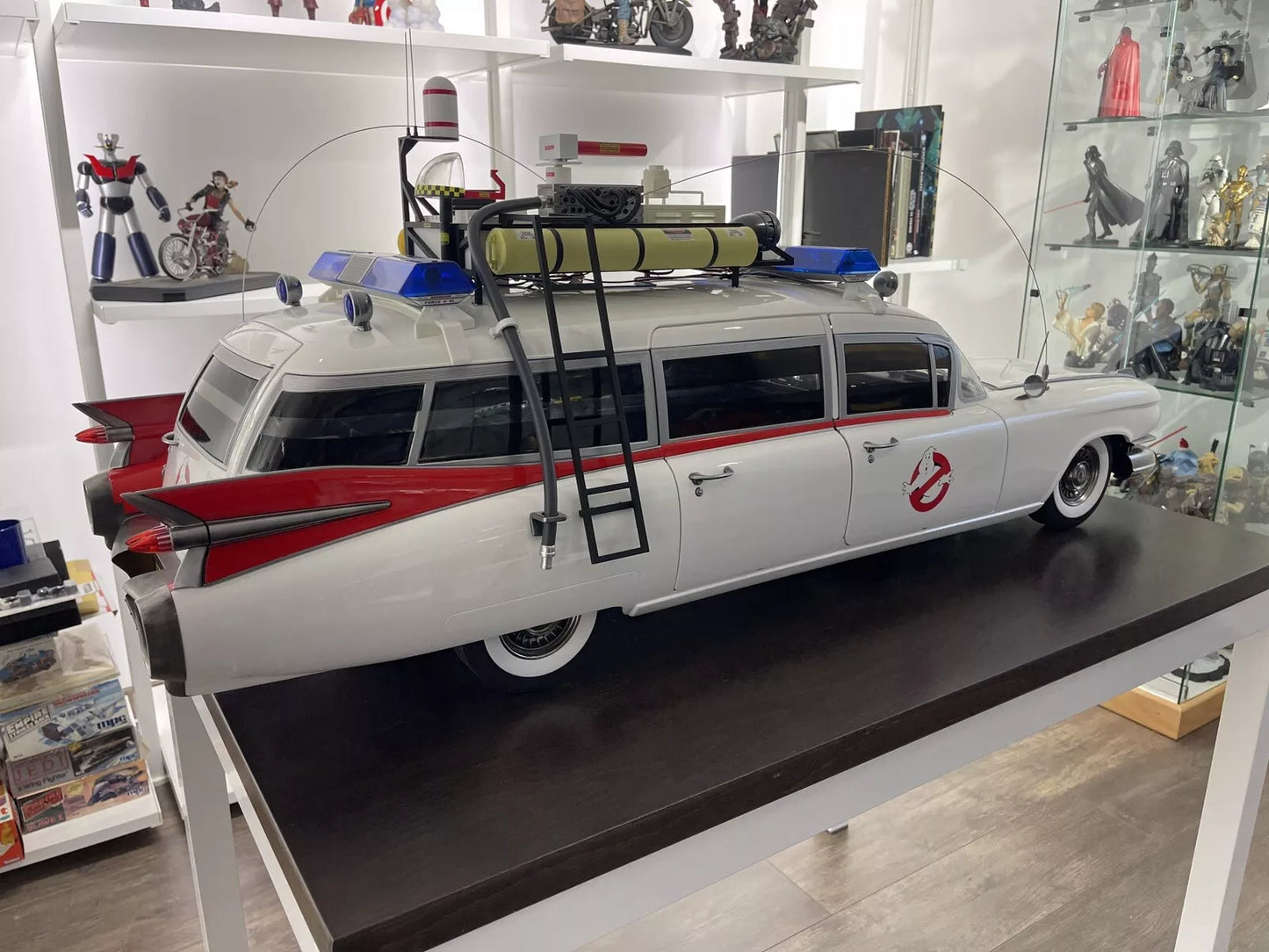 Blitzway, Ghostbusters 1984 ECTO-1 - "Like New". Measures 115 cm