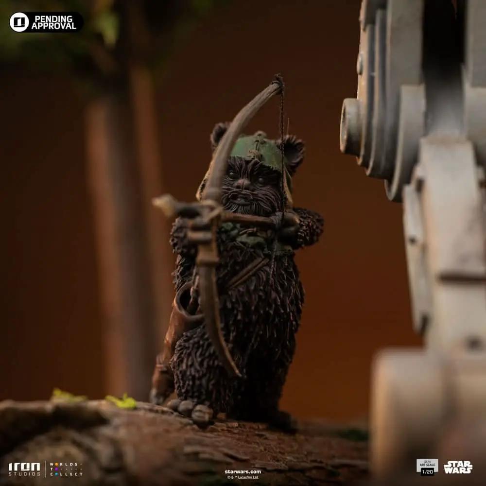 Statue Iron Studios Star Wars AT-ST and Chewbacca, two figures, Demi Art Scale 1/20