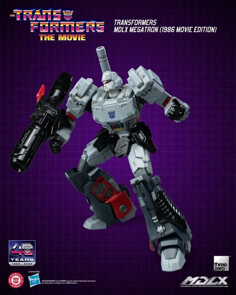 Figura de acción MDLX Megatron (1986 Movie Edition) de THREE ZERO, 18 cm, gris plateado con detalles negros.