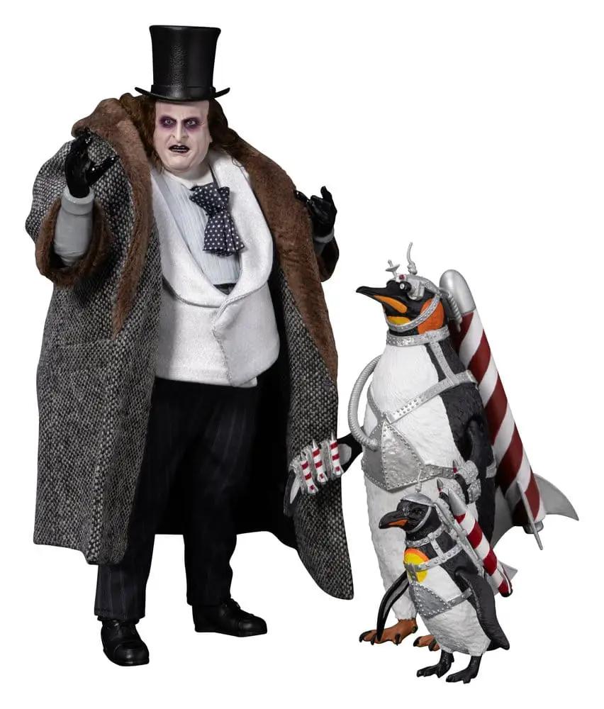 Figura de acción Batman Returns The Penguin SP 17 cm con abrigo gris y sombrero negro, junto a dos pingüinos en armadura