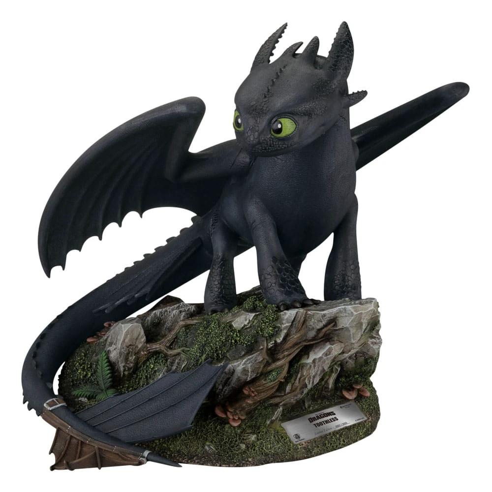 Dragons Toothless Master Craft statue by BEAST KINGDOM, black dragon on rock base